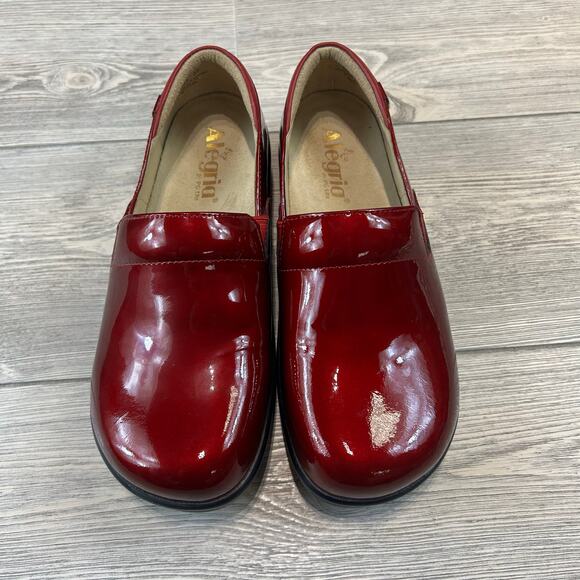 Alegria Keli Professional Clogs 37 US 7-7.5 Cherry Red Gloss Slip Resistant EUC - Picture 2 of 6